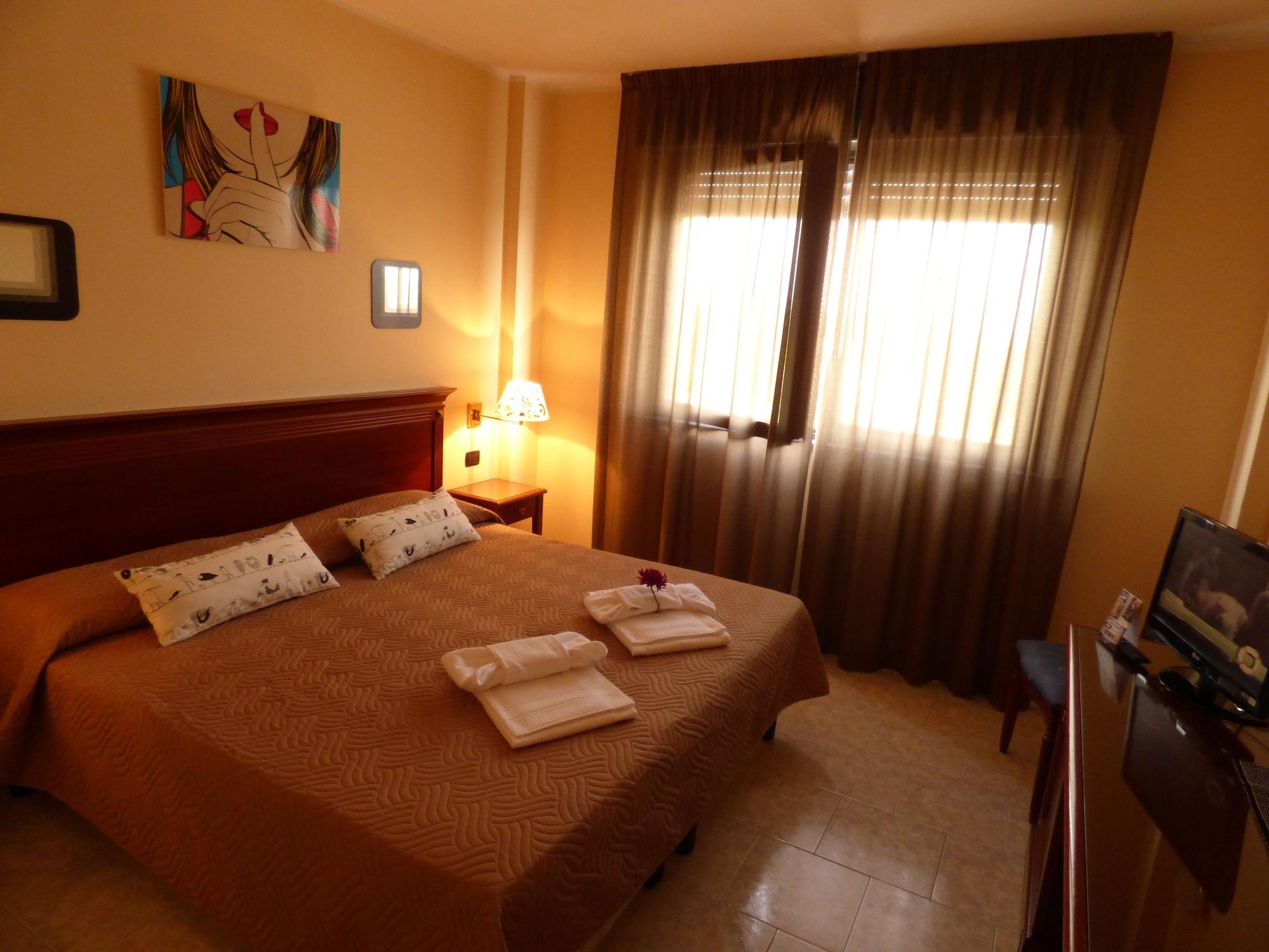 Hotel Fidenza Luaran gambar
