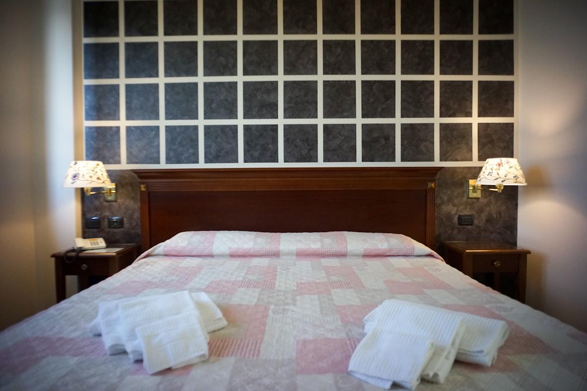 Hotel Fidenza Luaran gambar