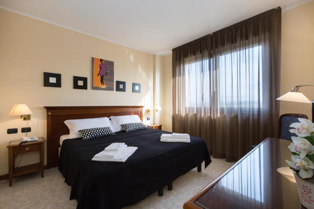 Hotel Fidenza Bilik gambar